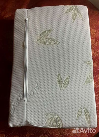 Подушка ортопедическая trelax,б/у