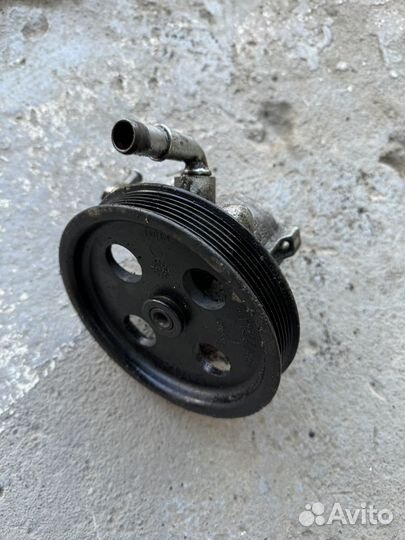 Насос гура газ Крайслер