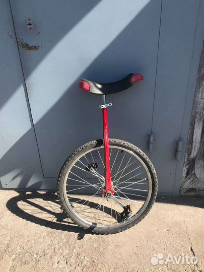 Уницикл / моноцикл