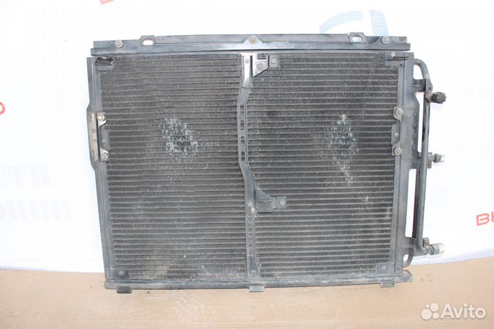 Радиатор кондиционера на Mercedes S-Class W140