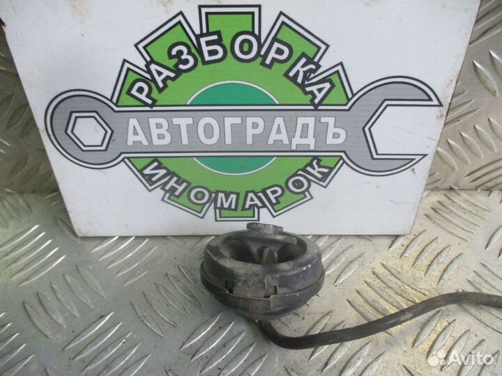 Клапан вакуумный Ауди 100 С4