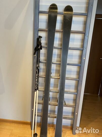 Горные лыжи head с креплениями, палки, шлем, чехол