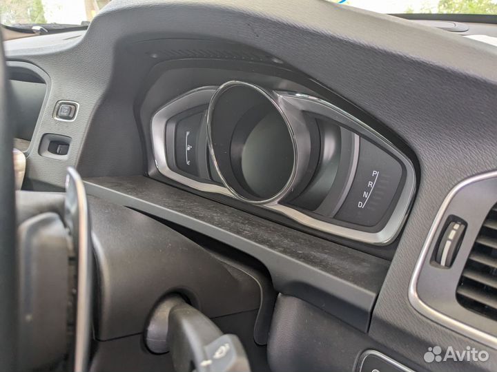 TFT volvo S60 S80 XC60 XC70