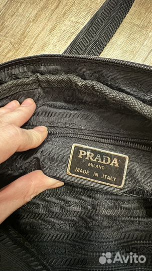 Винтажная сумка Prada