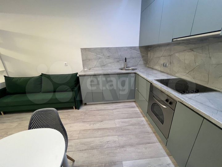 2-к. квартира, 60 м², 5/16 эт.