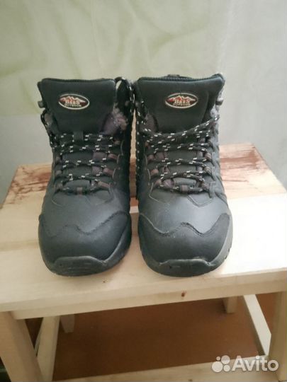 Кроссовки зимние женские