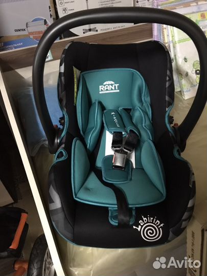 Автомобильное кресло