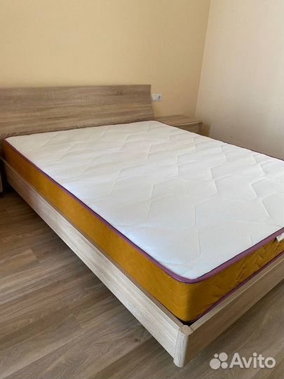 Кровать двухспальная 160 200 без матраса