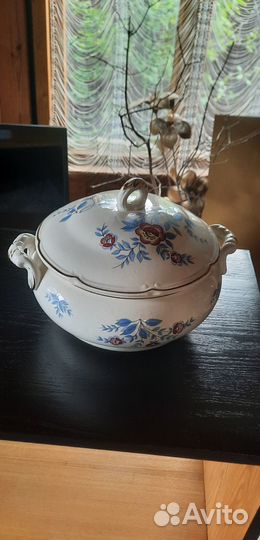 Новая Супница фарфор зик. Солонка в подарок