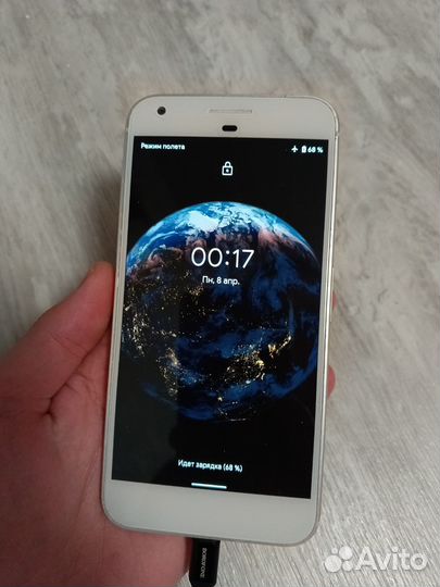 Google Pixel XL, 4/128 ГБ