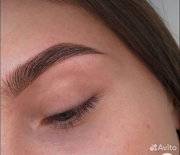 Коррекция и окрашивание бровей