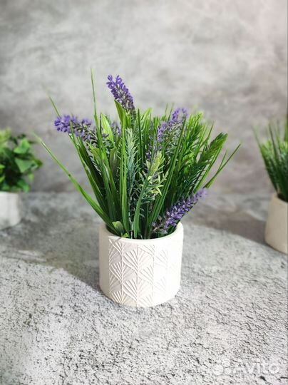 Искусственная трава/ декоративные цветы