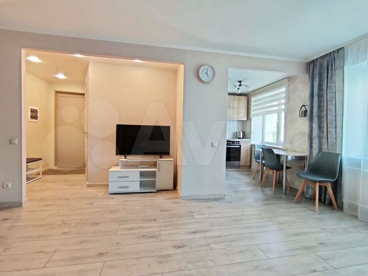 2-к. квартира, 42 м², 3/5 эт.