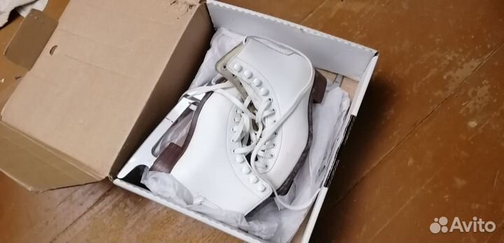 Фигурные коньки wifa prima-set Mark IV (28 размер)