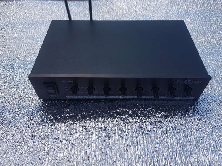 Радиосистема для караоке StudioMaster WR Mix2