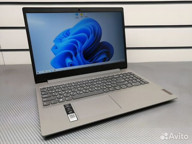 Lenovo Amd 3020E/ 4Gb/ 15,6 IPS