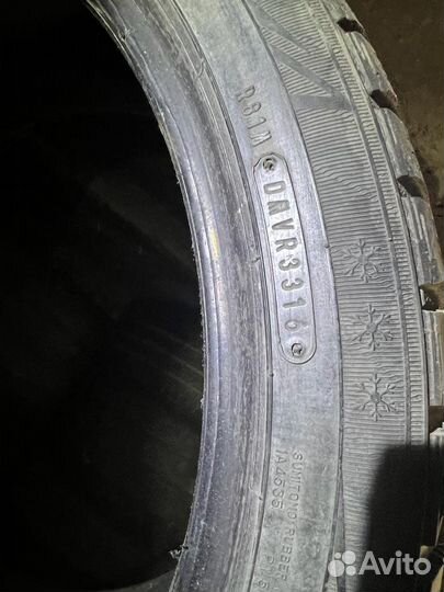 Dunlop Ice Touch 275/35 R20