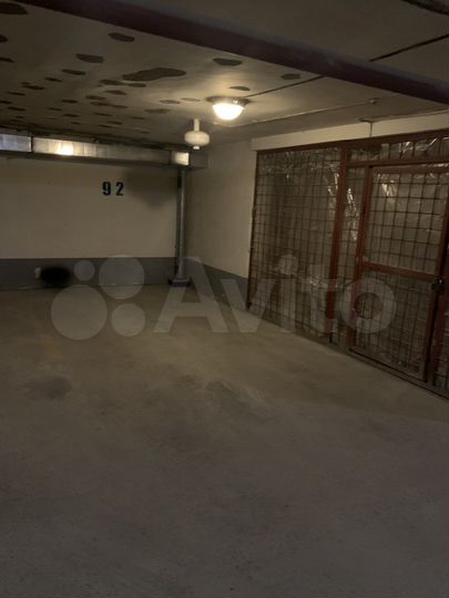 Машиноместо, 17 м²