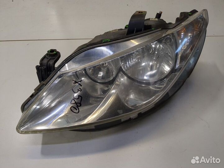 Фара (передняя) Seat Ibiza 4, 2011