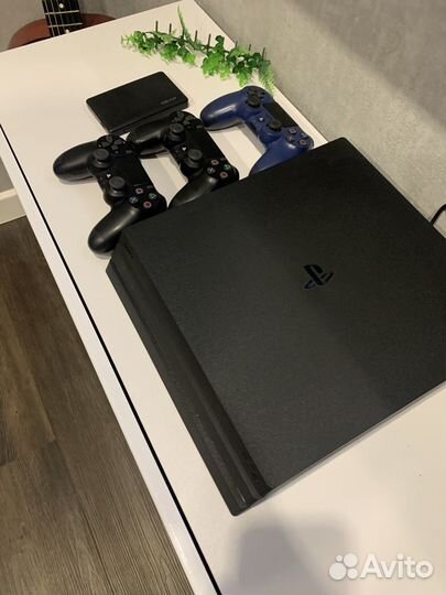 Sony PS4 pro 1tb