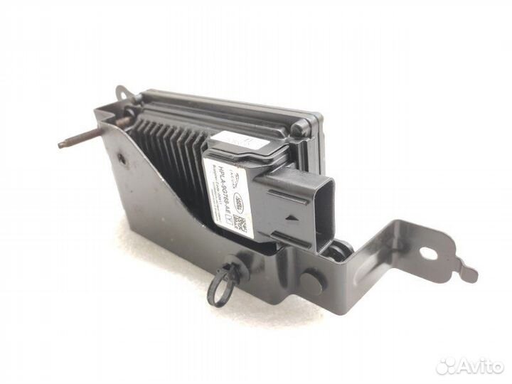 Радар адаптивного круиз-контроля Land Rover