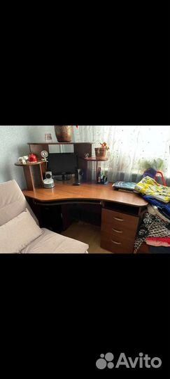 Компьютерный стол