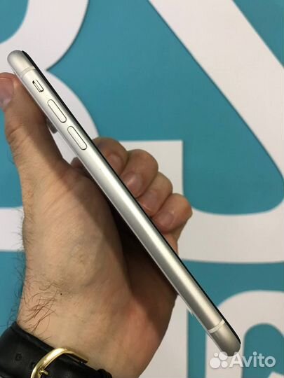 iPhone Xr, 128 ГБ