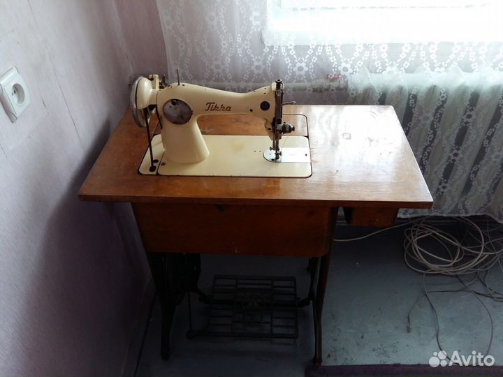 Швейная машинка Tikkakoski