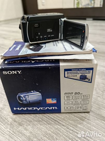 Видеокамера Sony DCR-SR67E