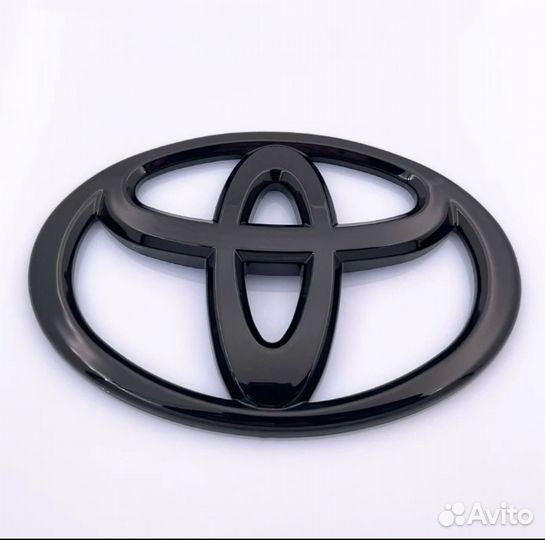 Эмблема Toyota чёрный глянец