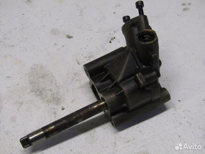 Насос масляный Passat B3 1988-1993