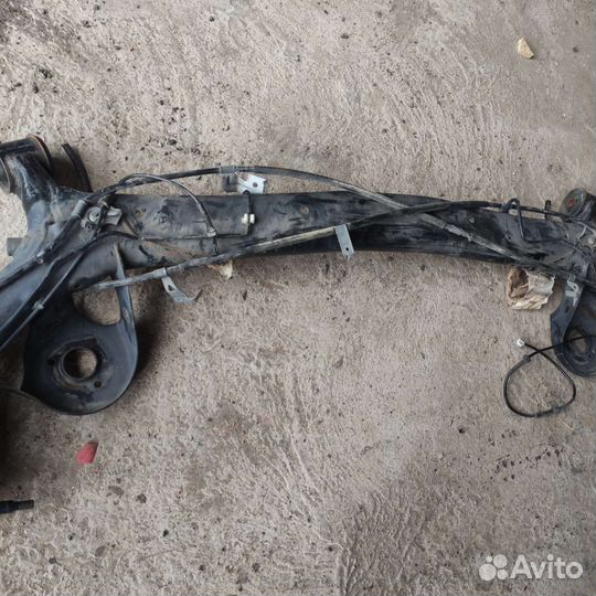 Задняя балка suzuki sx4