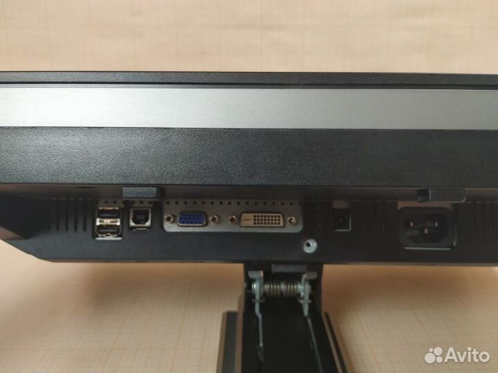 Монитор ЖК dell UltraSharp 2209WAf, б/у