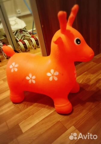 Надувной попрыгун Олень