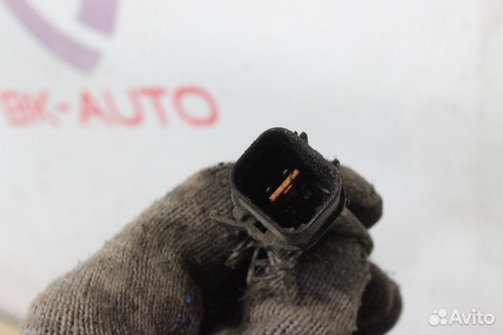 Впускной коллектор левый Mitsubishi Fuso