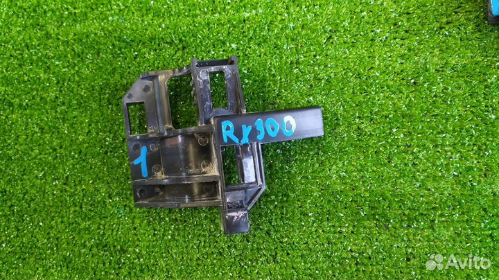 Крепление радиатора Lexus Rx300