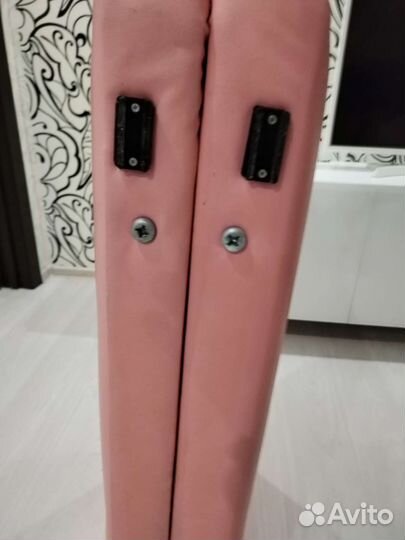 Кушетка для массажа/ наращивания ресниц