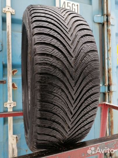 Michelin Alpin 5 215/45 R17