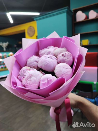 Пионы букет