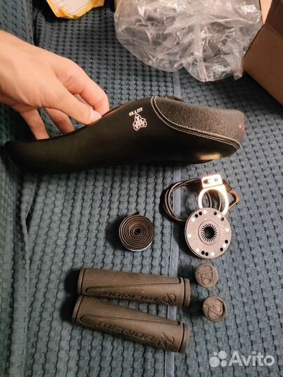 Седло, грипсы, PAS датчик для велосипеда