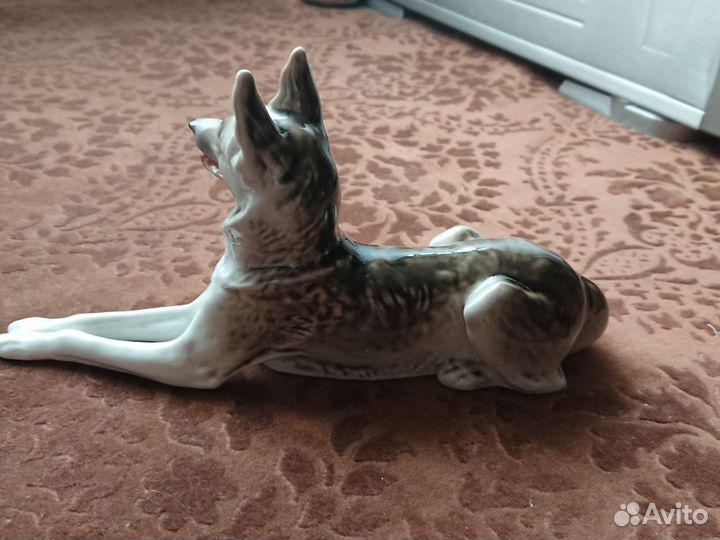 Фарфоровая статуэтка, середина прошлого века