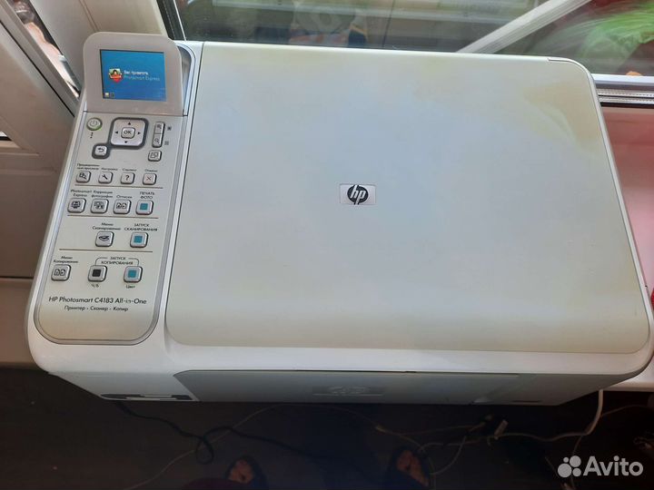 Цветной струйный принтер мфу