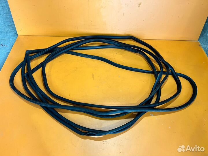 Уплотнитель двери на Hyundai Creta