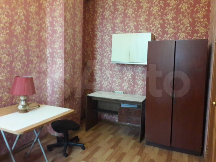 Комната 14 м² в 3-к., 2/4 эт.