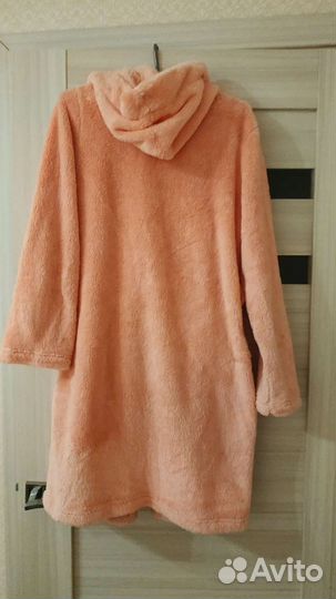 Халат махровый женский с капюшоном