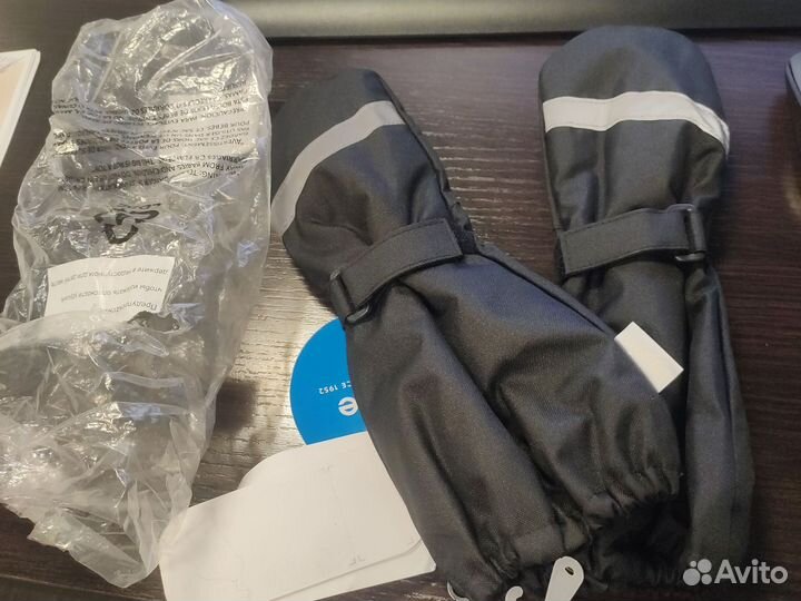 Шапка шлем и краги lassie