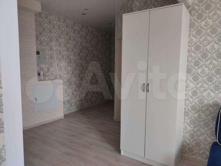 2-к. квартира, 70 м², 4/17 эт.