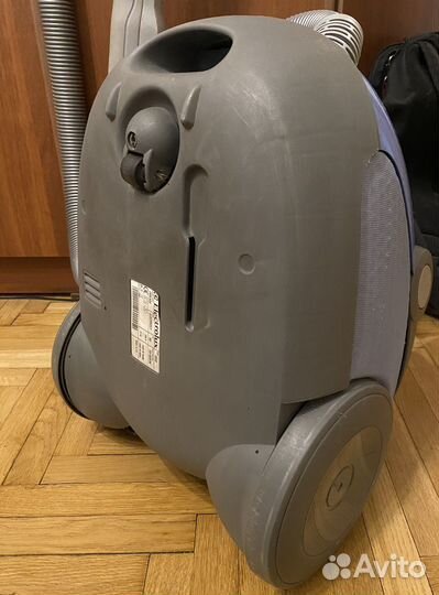 Пылесос Electrolux oxy3system