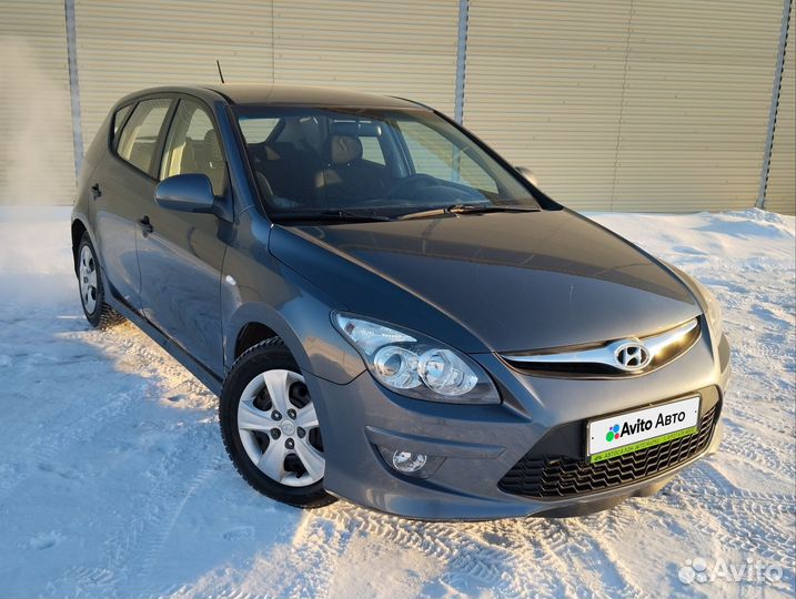 Hyundai i30 1.6 AT, 2010, 119 000 км