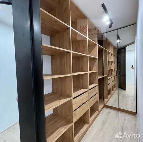 Изготовление гардеробных на заказ